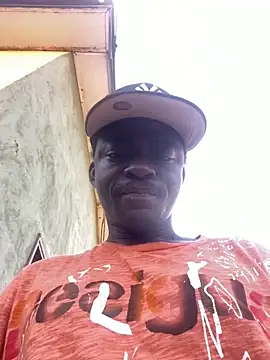 Snapshot of BigBrotherFreak chatting on April 10, 2026, 7:46 am BigBrotherFreak online show from April 10, 2026, 7:46 am