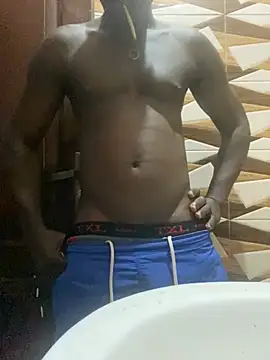 Snapshot of BigBrotherFreak chatting on April 15, 2026, 4:52 am BigBrotherFreak online show from April 15, 2026, 4:52 am