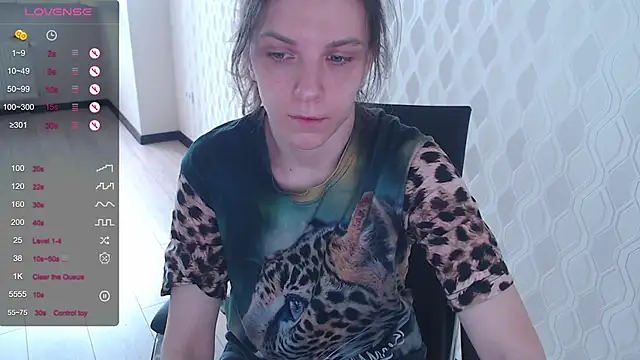 LisaHeart online show from November 8, 2025, 11:10 am