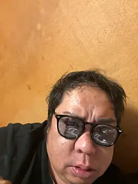 Snapshot of punk0805 chatting on February 26, 2026, 1:10 pm punk0805 online show from February 26, 2026, 1:10 pm