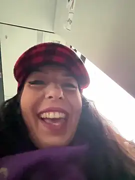 eveangelll online show from February 3, 2025, 8:13 am