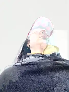 eveangelll online show from October 26, 2025, 7:58 am