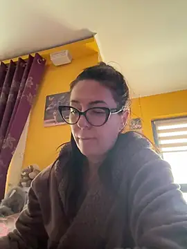 eveangelll online show from March 28, 2026, 9:09 am