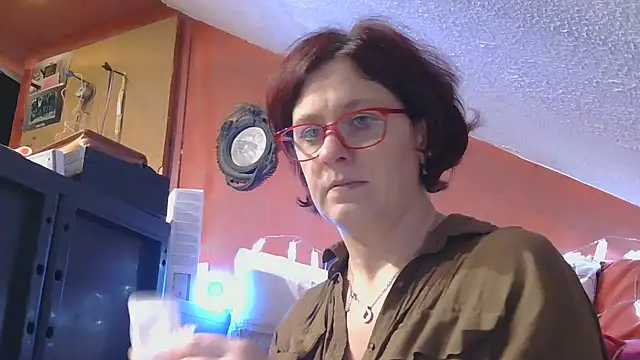 lanax online show from October 13, 2025, 12:38 pm