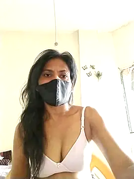 sunita6009 online show from June 22, 2026, 3:19 am