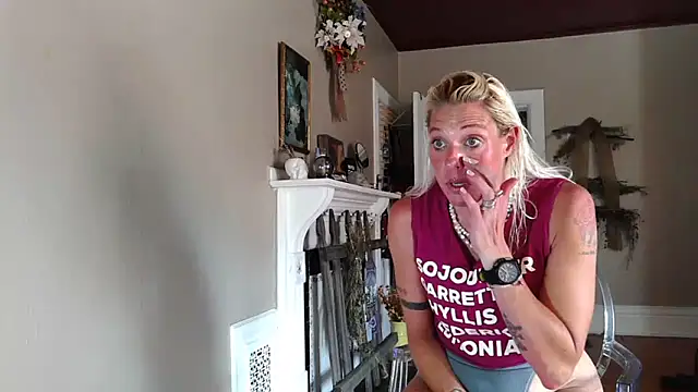 Glamazonx online show from September 8, 2025, 3:55 pm