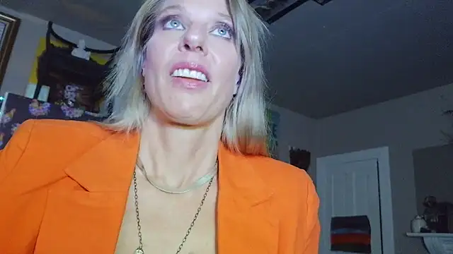 Glamazonx online show from April 3, 2026, 2:53 am