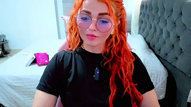 Alexatexa2929 online show from June 3, 2026, 8:25 pm