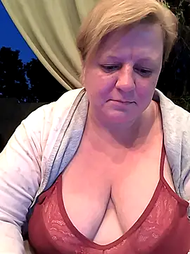 jusichka online show from June 26, 2026, 7:07 pm