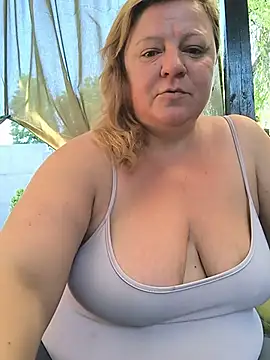 jusichka online show from July 3, 2026, 6:31 am