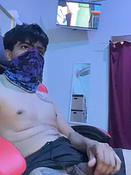 yObal-hot online show from June 1, 2026, 9:05 pm