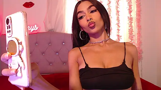 Snapshot of Alleanys_Cristal chatting on September 8, 2025, 2:49 pm Alleanys Cristal online show from September 8, 2025, 2:49 pm