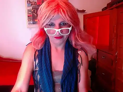 LorenJade online show from October 14, 2025, 7:42 am