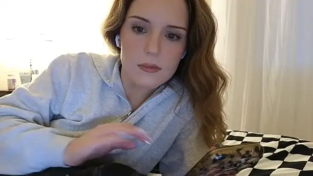 sexylilly69 online show from May 27, 2026, 1:02 am