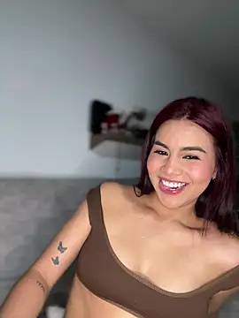 Snapshot of Zarah_Blare chatting on January 23, 2025, 1:41 am Zarah Blare online show from January 23, 2025, 1:41 am