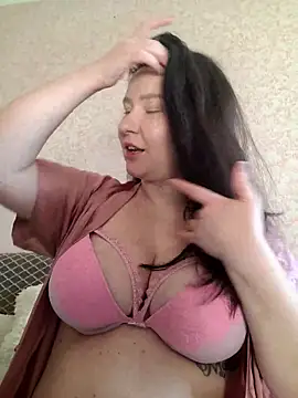 AlexaLexie online show from March 10, 2026, 7:02 am