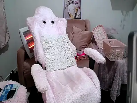 Irresistible24 online show from September 16, 2025, 8:59 am