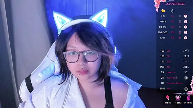 maydaykimmy online show from October 2, 2025, 9:00 pm