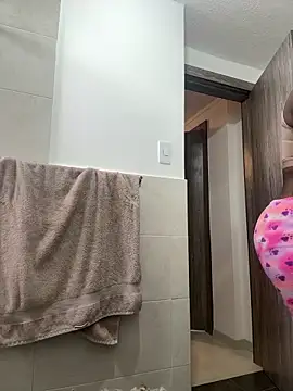 SUUKAM online show from February 28, 2025, 2:53 pm