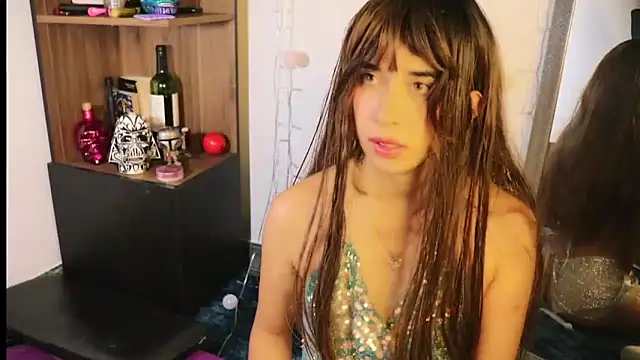 Snapshot of _lucy_white_ chatting on December 30, 2024, 2:20 am  lucy white  online show from December 30, 2024, 2:20 am