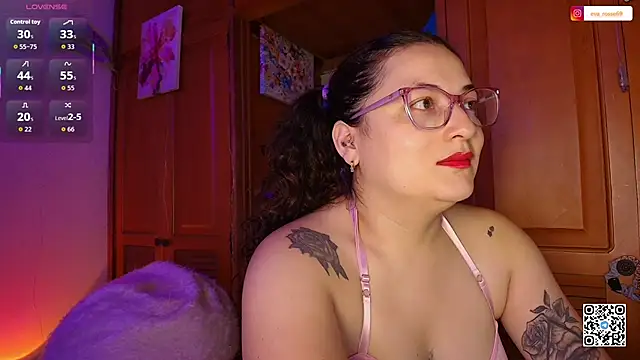 Snapshot of eva_rosse69 chatting on May 17, 2026, 12:12 pm eva rosse69 online show from May 17, 2026, 12:12 pm