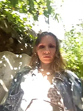 Snapshot of Anita-Smith chatting on July 17, 2026, 8:10 am Anita-Smith online show from July 17, 2026, 8:10 am