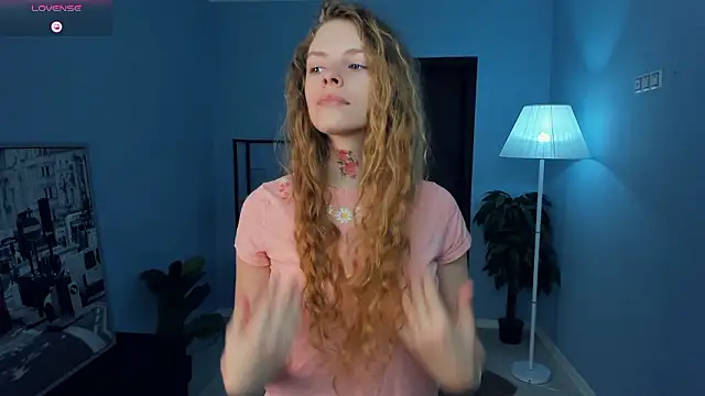 RayaNenlia online show from February 11, 2026, 5:12 am