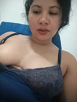 Snapshot of Yara0k chatting on June 20, 2026, 11:40 pm Yara0k online show from June 20, 2026, 11:40 pm