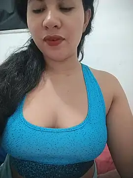 Snapshot of Yara0k chatting on July 25, 2026, 11:02 pm Yara0k online show from July 25, 2026, 11:02 pm