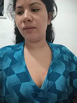 Snapshot of Yara0k chatting on July 31, 2026, 7:30 am Yara0k online show from July 31, 2026, 7:30 am