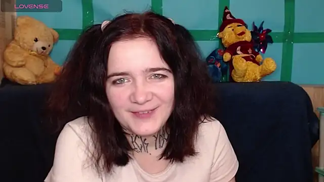 Snapshot of Yours_good_mood chatting on January 31, 2025, 3:33 pm Yours good mood online show from January 31, 2025, 3:33 pm