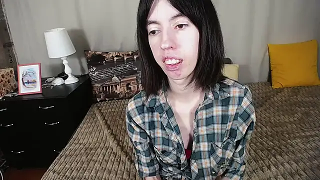 Snapshot of Unusual_G chatting on January 10, 2025, 11:22 am Unusual G online show from January 10, 2025, 11:22 am