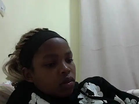 queen-sasha online show from July 15, 2026, 8:58 pm