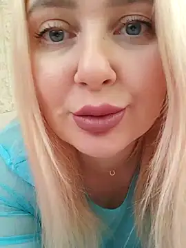 LadyLolyPop  online show from November 16, 2025, 6:30 am