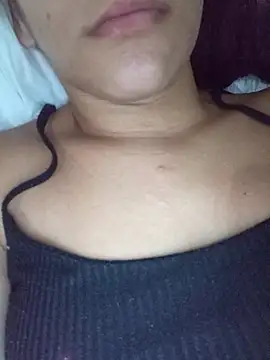 Snapshot of By_Aninha chatting on February 28, 2026, 9:43 am By Aninha online show from February 28, 2026, 9:43 am