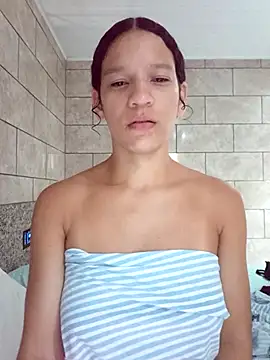 Snapshot of By_Aninha chatting on April 28, 2026, 3:06 pm By Aninha online show from April 28, 2026, 3:06 pm