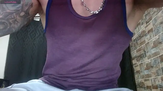 babyrecord1 online show from December 13, 2025, 11:10 pm