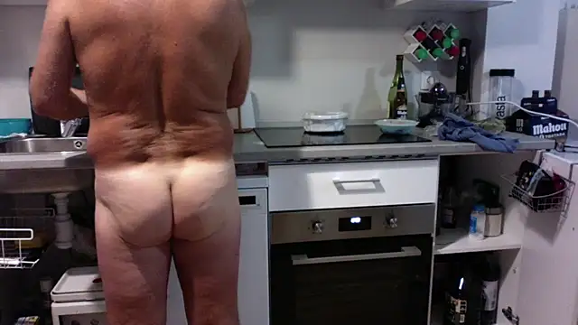 nakedalways999 online show from June 20, 2026, 10:29 am