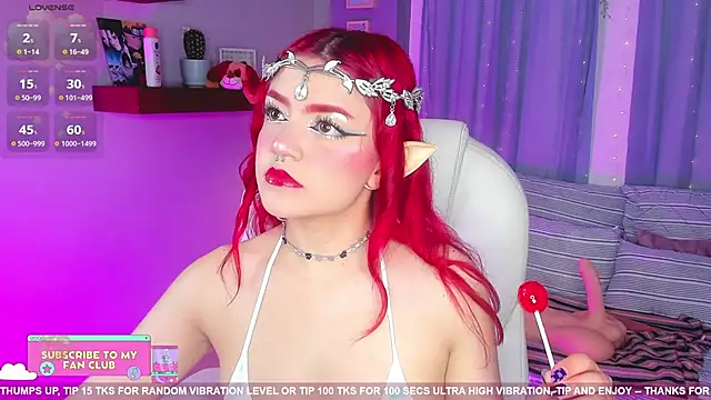 Snapshot of Tiny__Emmy chatting on January 7, 2025, 3:23 pm Tiny Emmy online show from January 7, 2025, 3:23 pm