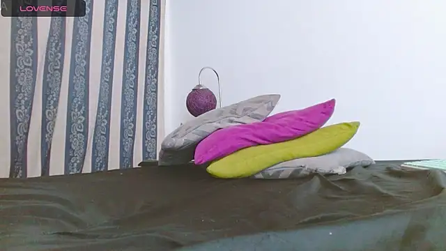 JULYSEX1 online show from December 6, 2024, 3:44 pm