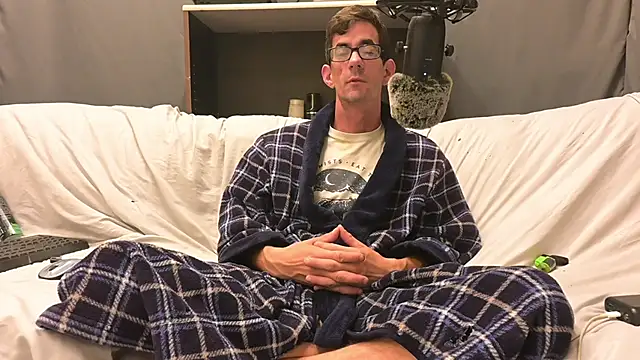 joeiandola online show from October 26, 2025, 3:01 am