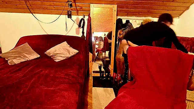 Hot Colettte online show from January 9, 2026, 12:02 am