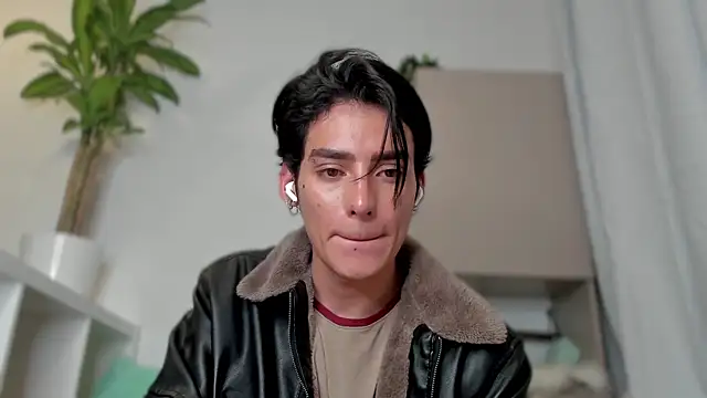 sebas rose online show from January 15, 2025, 2:27 am