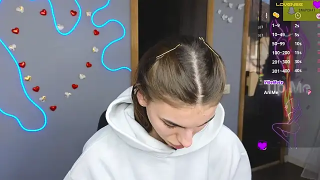 EmmyGreans online show from March 22, 2025, 6:33 am