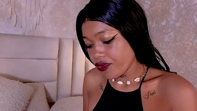 CrystalBrooke3x online show from March 18, 2026, 9:40 pm