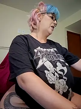 Escarlate4you  online show from April 10, 2026, 9:47 am