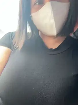 May-Squirt online show from April 16, 2026, 6:36 am