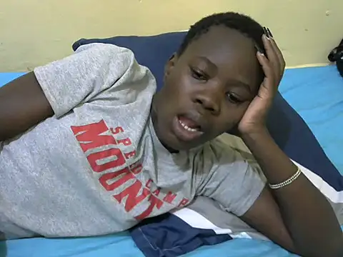 hey its andreana online show from January 25, 2025, 9:35 pm