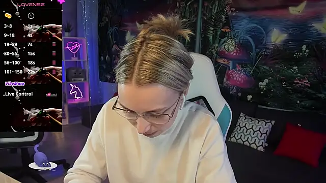 TiffanyBatson online show from March 11, 2025, 9:56 am