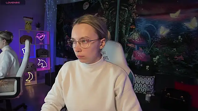 TiffanyBatson online show from March 20, 2025, 8:31 am